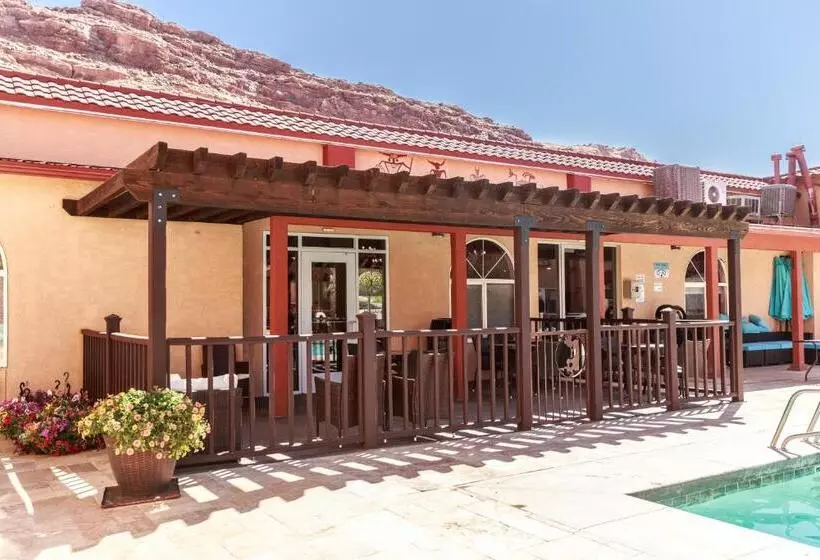 בית מלון כפרי Aarchway Inn