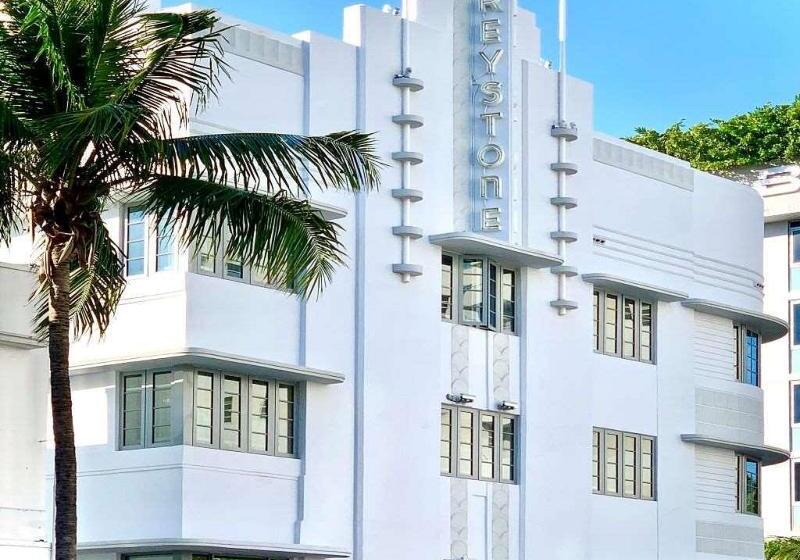 هتل Greystone Adults Only