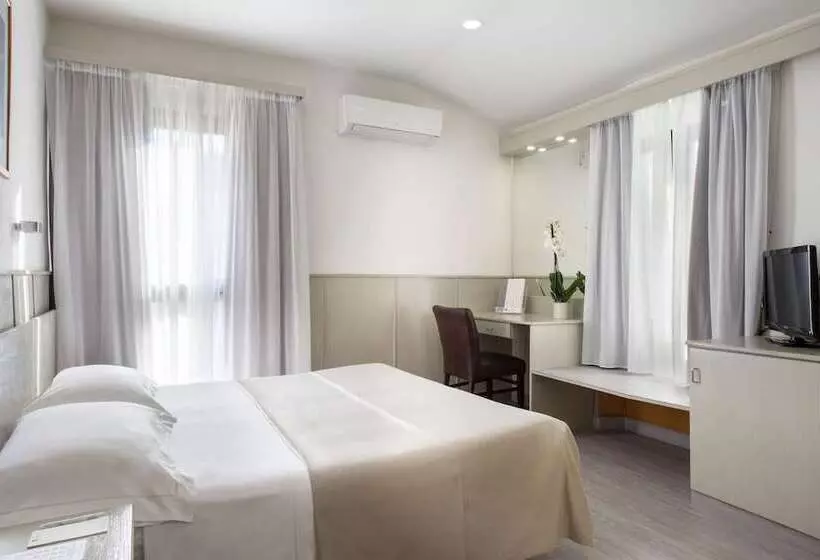 هتل Grifone Firenze  Meetings & Spa