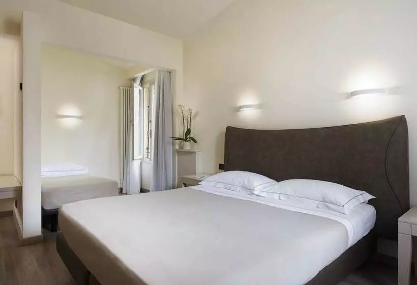 هتل Grifone Firenze  Meetings & Spa