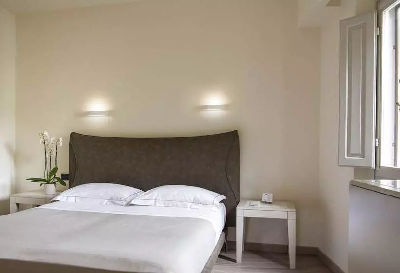 هتل Grifone Firenze  Meetings & Spa