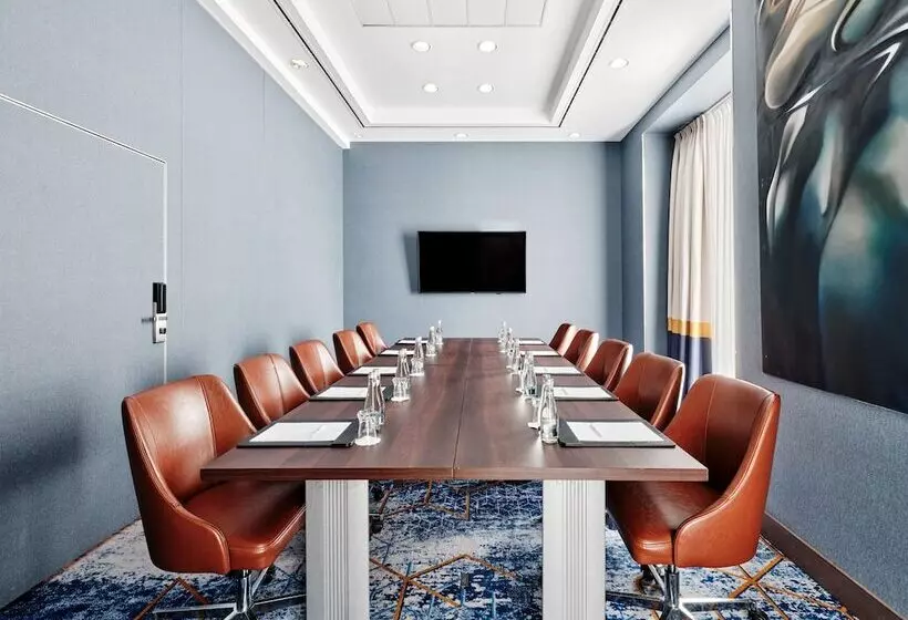 Отель Intercontinental Warszawa, An Ihg