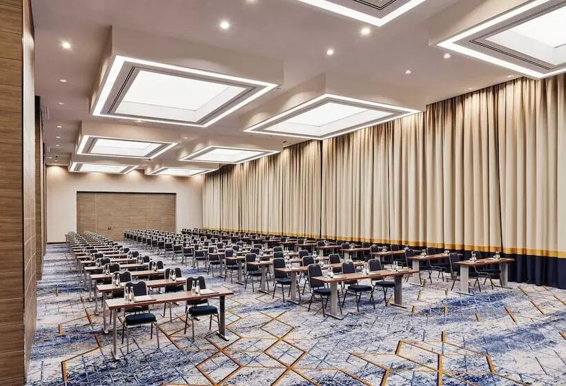 Отель Intercontinental Warszawa, An Ihg