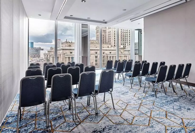 Отель Intercontinental Warszawa, An Ihg