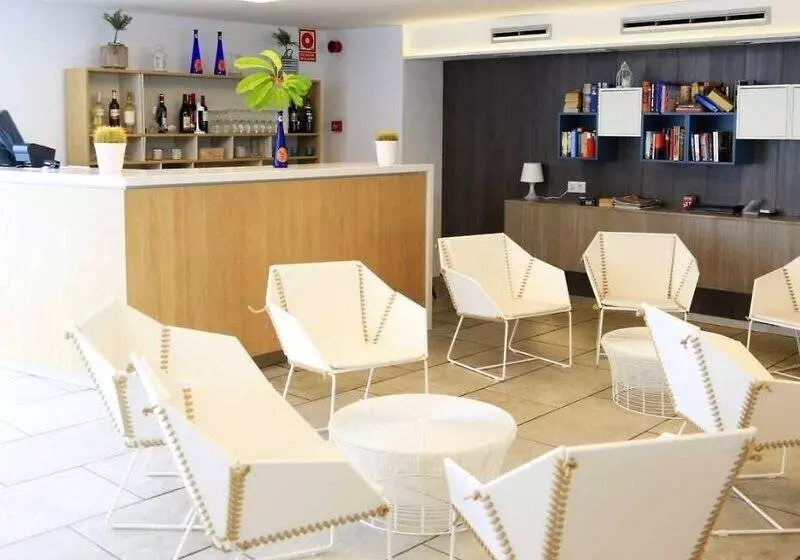 ホテル Servatur Playa Bonita