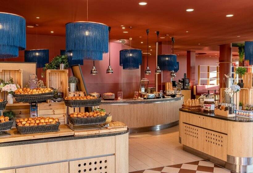 בית מלון כפרי Le Grand Magic