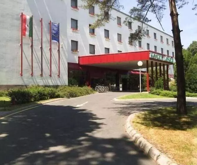 בית מלון כפרי Lover Sopron