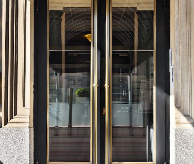 Metropolitan Hotel By Flemings