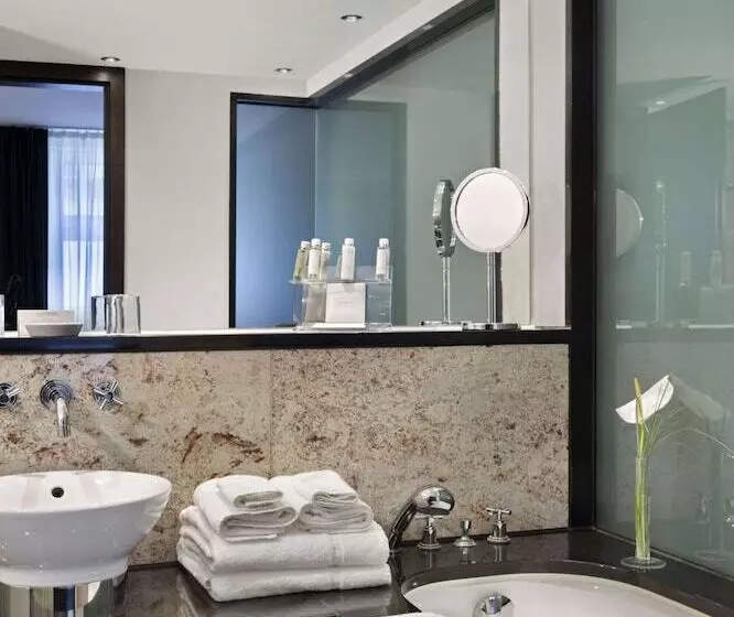 Metropolitan Hotel By Flemings