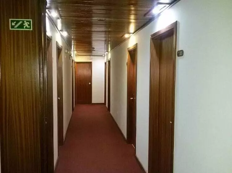 هتل Moinho De Vento