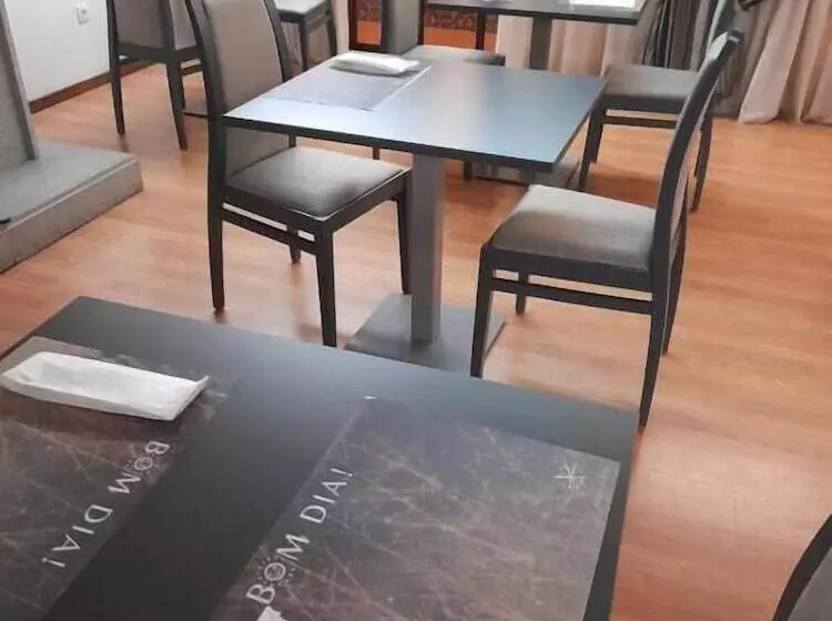 هتل Moinho De Vento