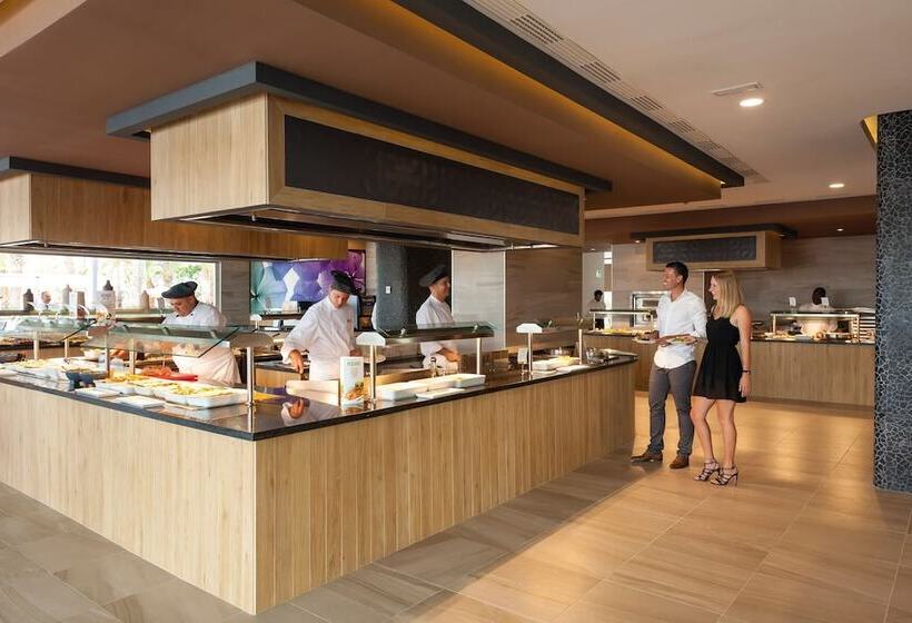 Hotel Riu Papayas - All Inclusive