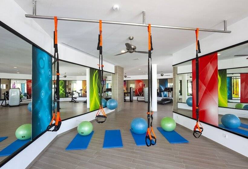 Hotel Riu Papayas - All Inclusive