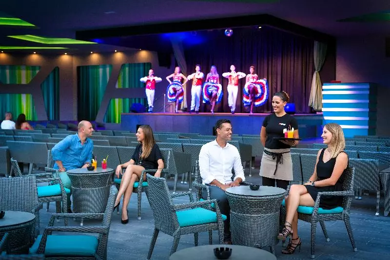 Hotel Riu Papayas - All Inclusive