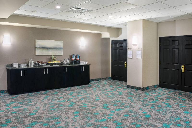 فندق Springhill Suites By Marriott Old Montreal