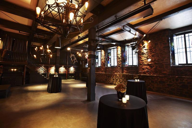 فندق Springhill Suites By Marriott Old Montreal