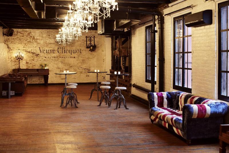 فندق Springhill Suites By Marriott Old Montreal