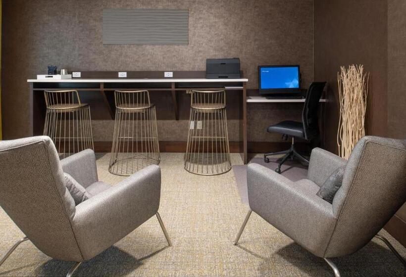Otel Springhill Suites Portland Airport