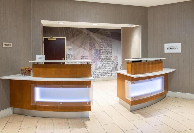Otel Springhill Suites Portland Airport