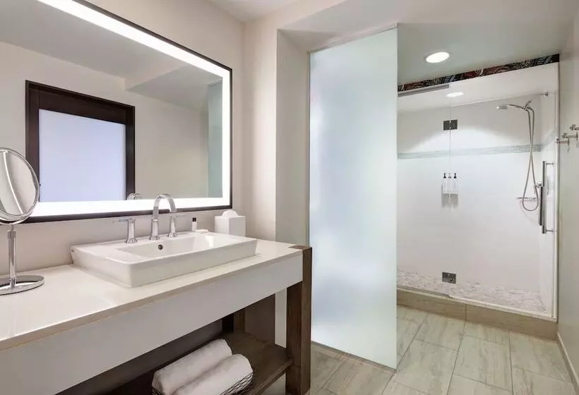 호텔 Tonnelle New Orleans, A Tribute Portfolio