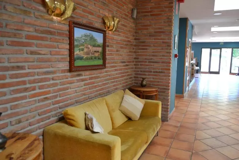 La Figuerola Hotel & Restaurant