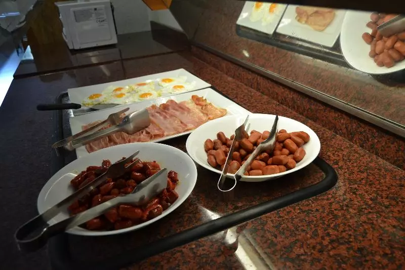 La Figuerola Hotel & Restaurant