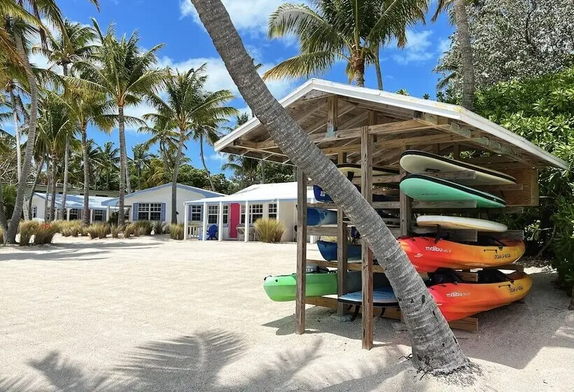 Pines & Palms Resort