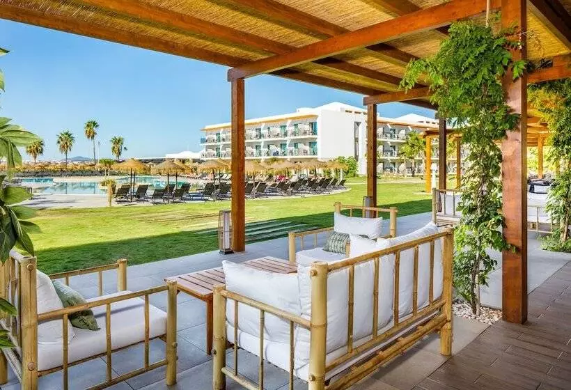 منتجع Ap Cabanas Beach & Nature - Adults Friendly