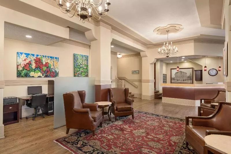 The Plaza Hotel Downtown, Trademark Collection By Wyndham