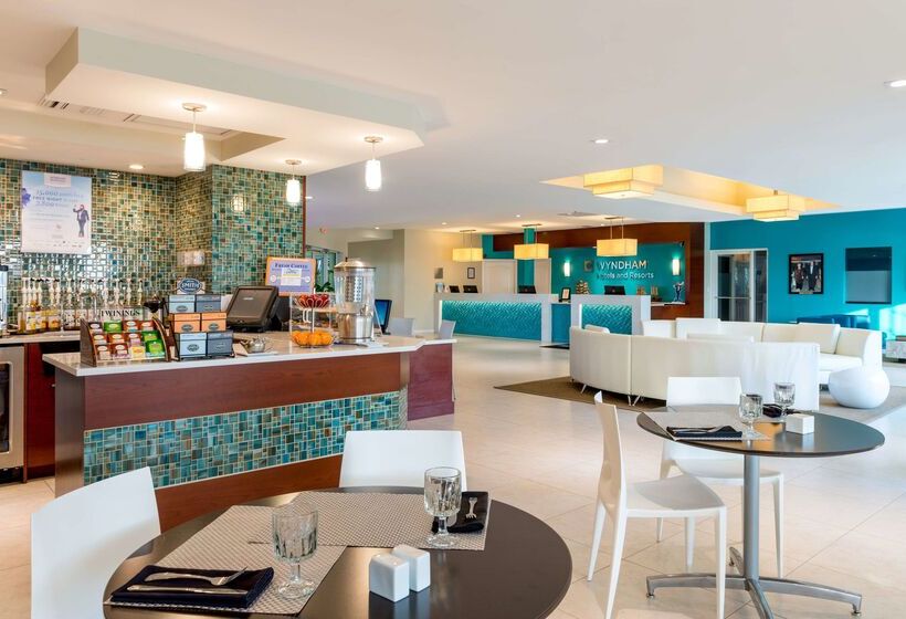 Wyndham Reef Resort, Grand Cayman