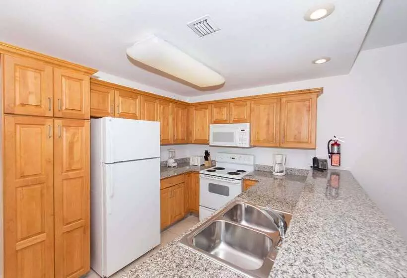 Wyndham Reef Resort, Grand Cayman