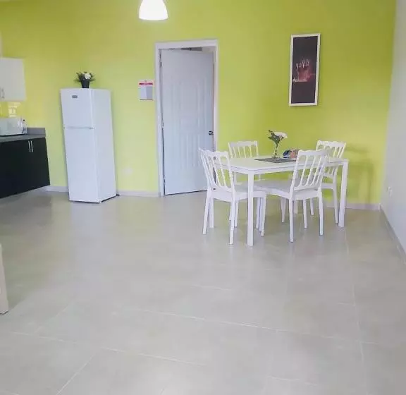 Apartahotel Macadana