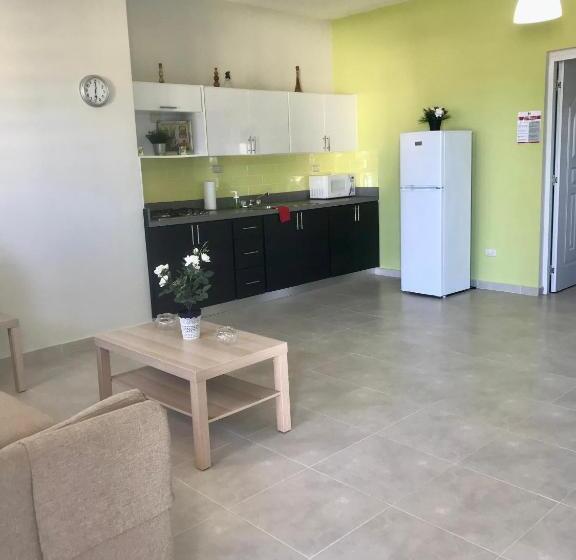 Apartahotel Macadana