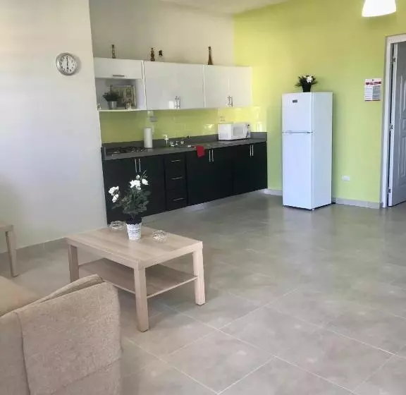 Apartahotel Macadana