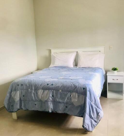 Apartahotel Macadana