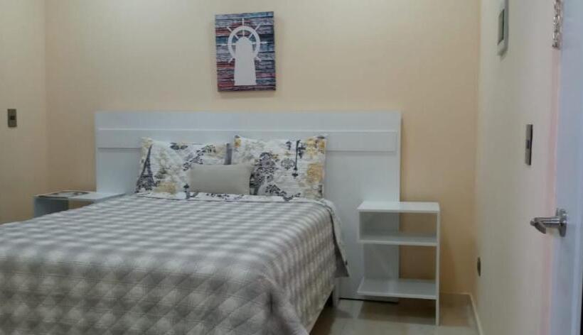 Apartahotel Macadana