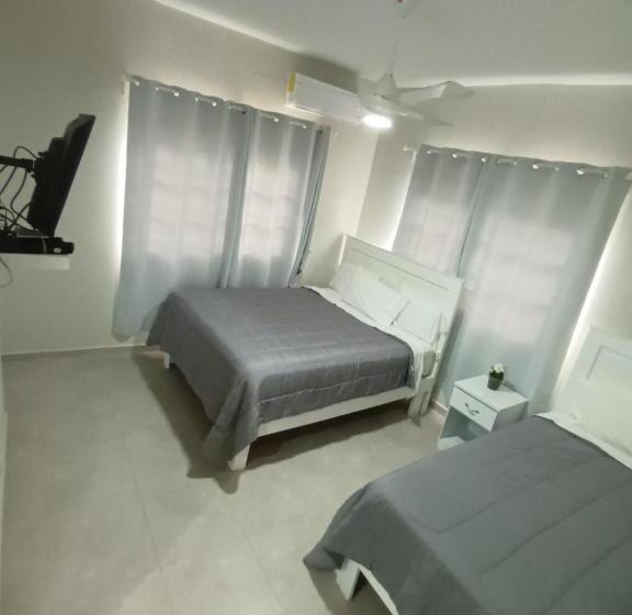 Apartahotel Macadana