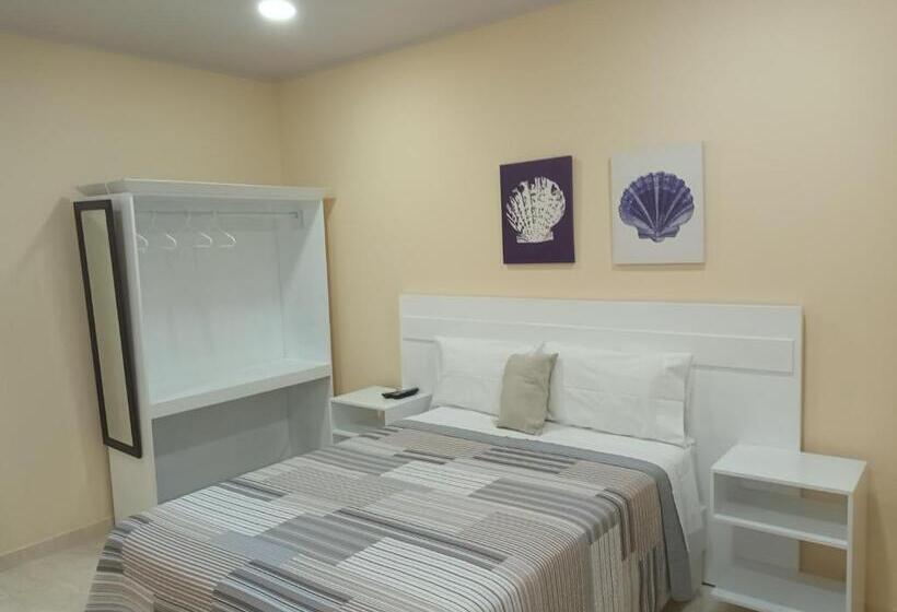 Apartahotel Macadana