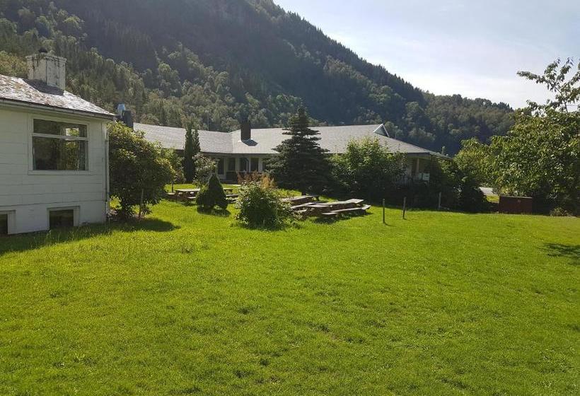 Otel Folgefonn Gjestetun