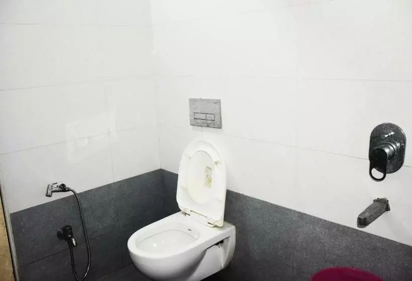 ホテル Jay Deluxe