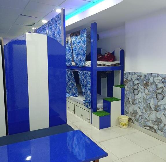 호텔 Kartar Yatri Niwas