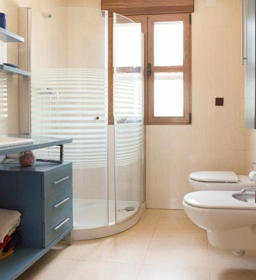 پانسیون Holidays Mirana