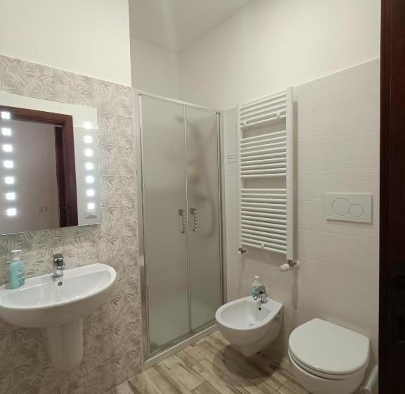 تختخواب و صبحانه Daisy