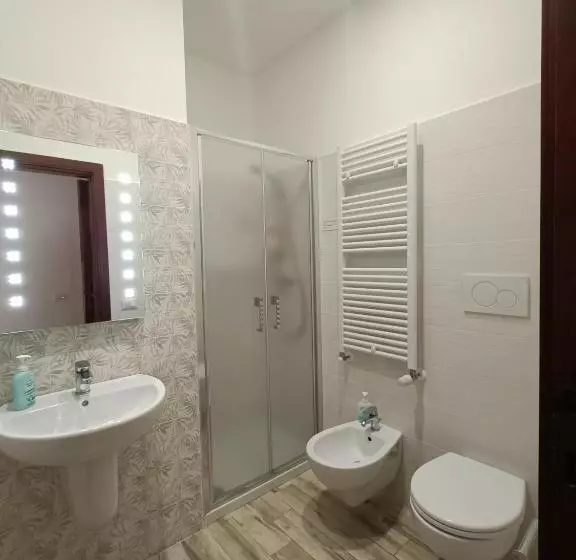 تختخواب و صبحانه Daisy