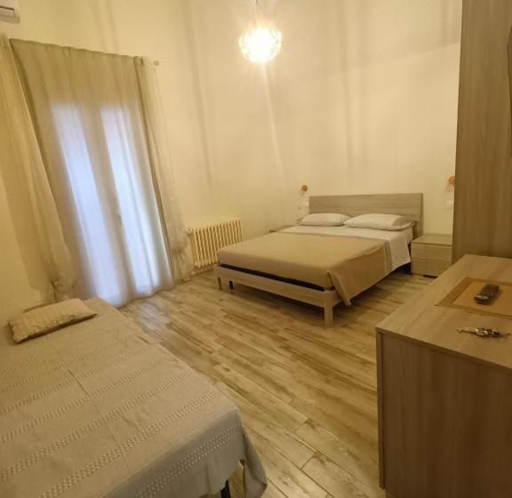 تختخواب و صبحانه Daisy