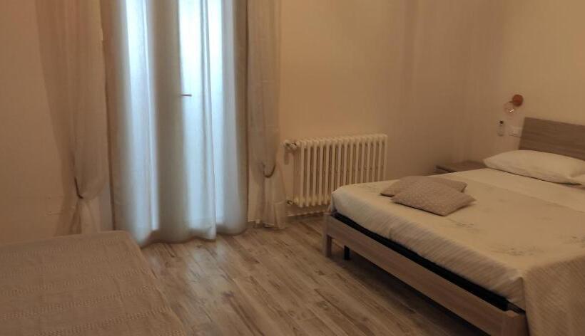 تختخواب و صبحانه Daisy