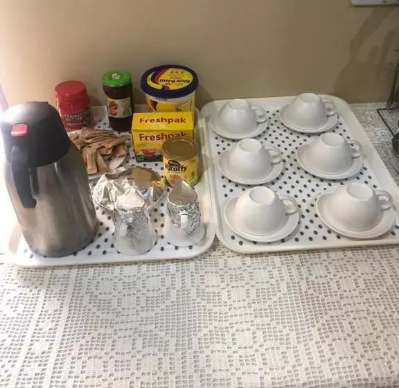 تختخواب و صبحانه Travelodge Malawi