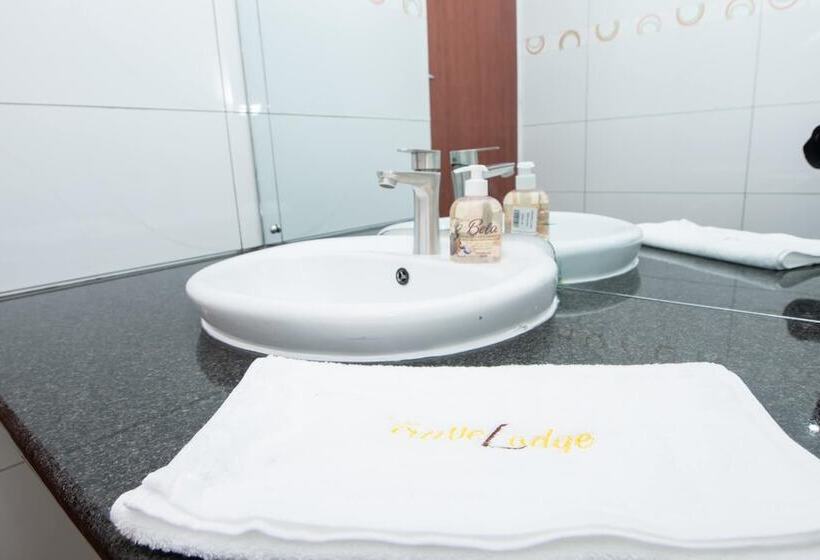 تختخواب و صبحانه Travelodge Malawi