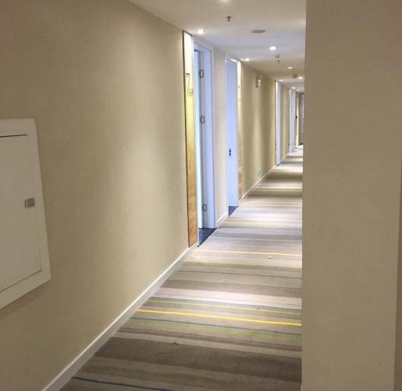 酒店 7days Inn Bojin Shui An Linchuan No.3 School