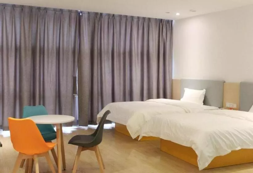 هتل 7days Inn Chongqing Longtou Temple North Train Station North Plaza Branch